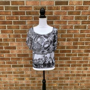 💰5/$25💰Medium Wrapper Black & White Paisley Print Shirt Blouse